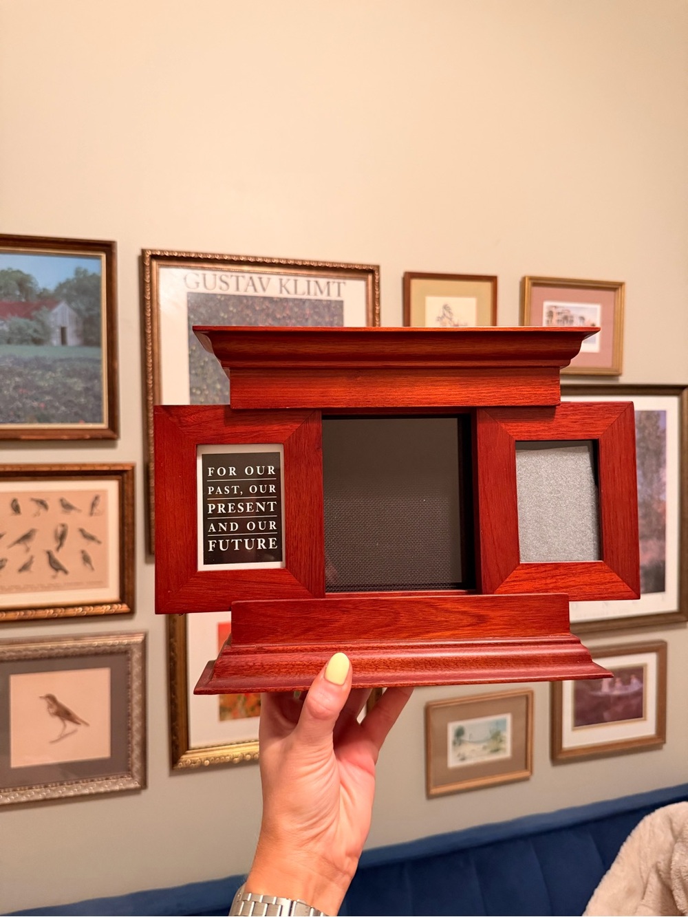 Classic Redwood Multi-Opening Picture Frame